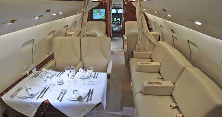 Challenger 604 - фото салона